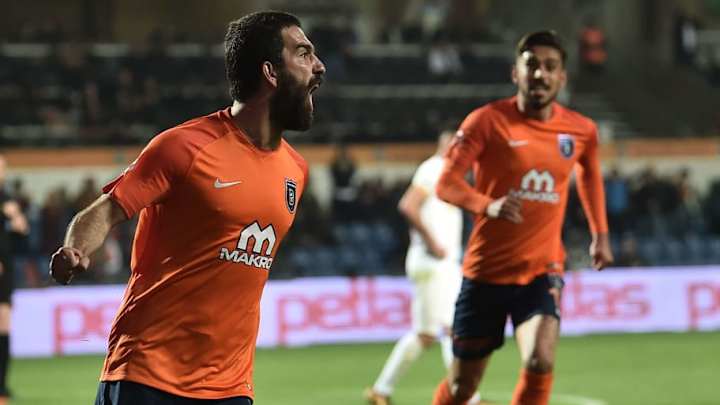 HISTÓRICO | La tremenda sanción a Arda Turan por "agredir, insultar y amenazar" al árbitro