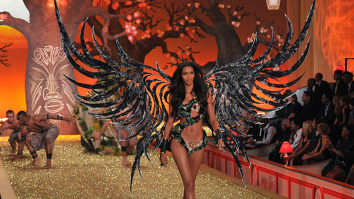 Weekend Hot Clicks: Let's Rank Some Olympic Mustaches; Lais Ribeiro