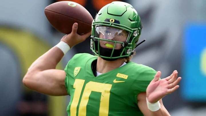 Justin Herbert's Return to Oregon May Not Be as Big of a Risk as It Seems