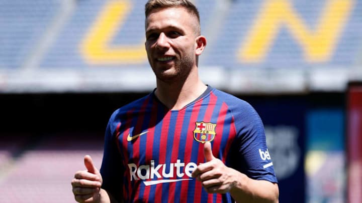 Barcelona New Star Arthur Honored With Xavi Comparison Barcelona New Star Arthur Honored With Xavi Comparison
