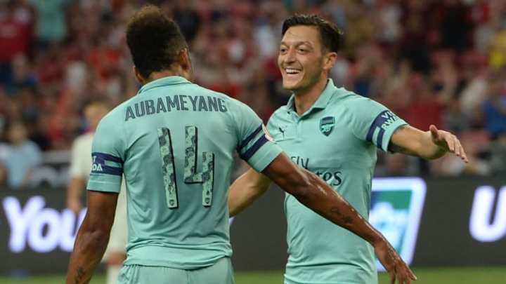 Arsenal Stars Including Ozil, Aubameyang & Lacazette Filmed 'Inhaling Hippy Crack' at Party