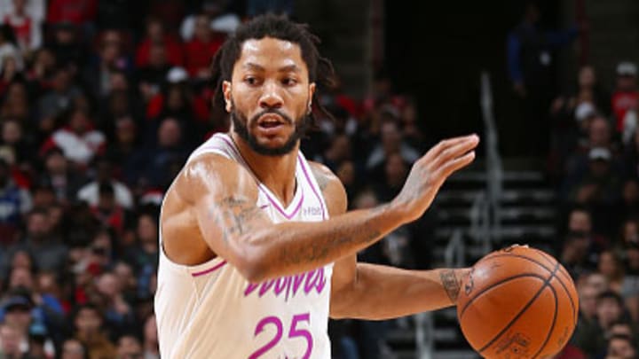 Watch: Derrick Rose Receives MVP Chants in Timberwolves' Game at United Center