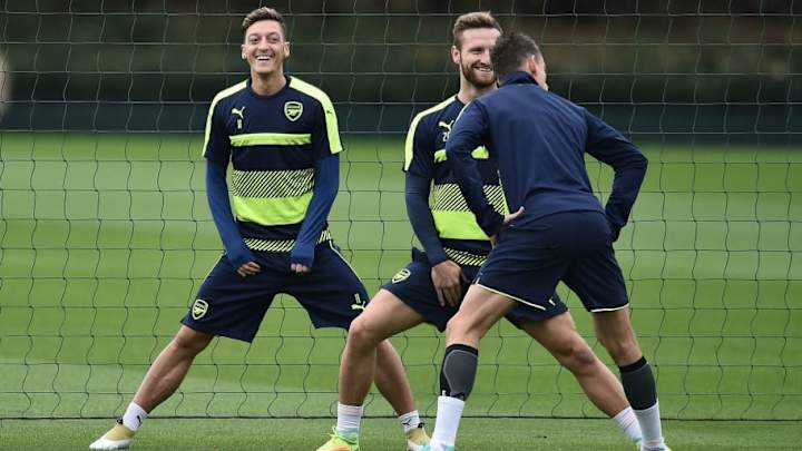 VIDEO: Arsenal's Bellerin & Ozil Take on Mustafi & Koscielny in BT Sport's 'Face-Off' Challenge