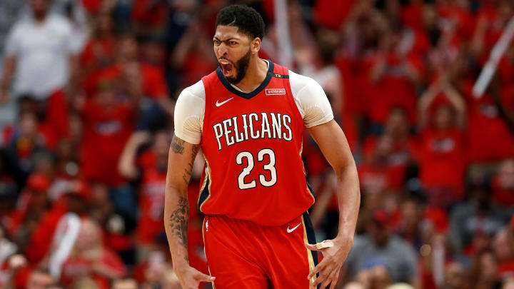 Report: Anthony Davis Cuts Ties With Agent, Favored to Sign With Klutch Sports