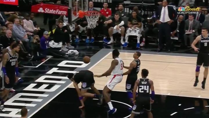 Clippers' DeAndre Jordan Leaves Kings Game With Left Ankle Sprain