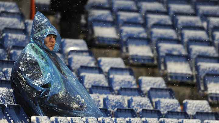 PHOTO: Real Madrid Cancel Training & Tell Players to Stay Home After Freak Snow Storm in Madrid
