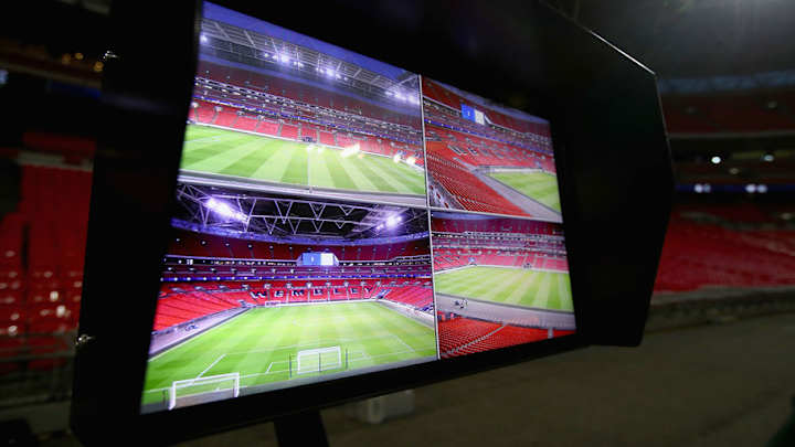 VAR Big Screen Message Set for Use in Carabao Cup Final to Avoid Stadium Crowd Confusion VAR Big Screen Message Set for Use in Carabao Cup Final to Avoid Stadium Crowd Confusion
