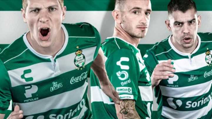 NUEVA PIEL | Santos Laguna presentó su nuevo uniforme para el Apertura 2018 NUEVA PIEL | Santos Laguna presentó su nuevo uniforme para el Apertura 2018