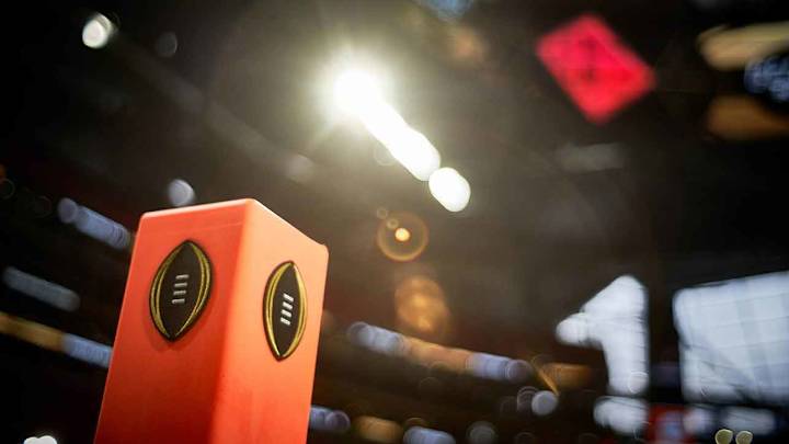 Weekend Hot Clicks: It's College Football Season Once Again Weekend Hot Clicks: It's College Football Season Once Again