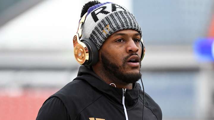 Mike Wallace Agrees to One-Year Deal With Eagles Mike Wallace Agrees to One-Year Deal With Eagles