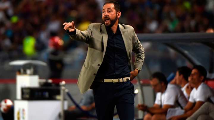 Sevilla Coach Pablo Machin Brings Balance, Perspective to Surprise First-Place Start Sevilla Coach Pablo Machin Brings Balance, Perspective to Surprise First-Place Start