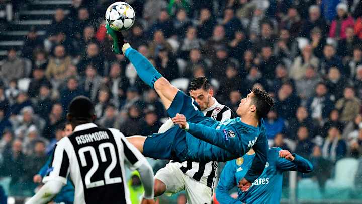 WATCH: Cristiano Ronaldo Burns Juventus With Two Goals, Stunning Bicycle Kick WATCH: Cristiano Ronaldo Burns Juventus With Two Goals, Stunning Bicycle Kick