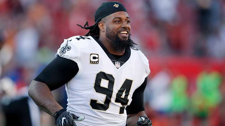 Saints DE Cameron Jordan Trolls Cam Newton By Sending Wine to Panthers' Stadium Saints DE Cameron Jordan Trolls Cam Newton By Sending Wine to Panthers' Stadium