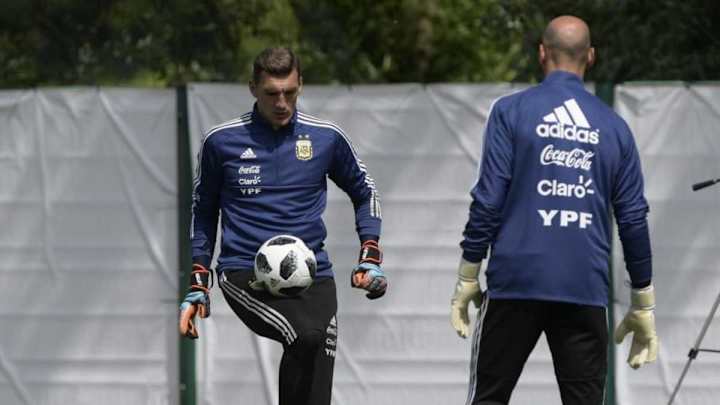 El desconocido apodo de Franco Armani, que ya se lo dicen en Rusia