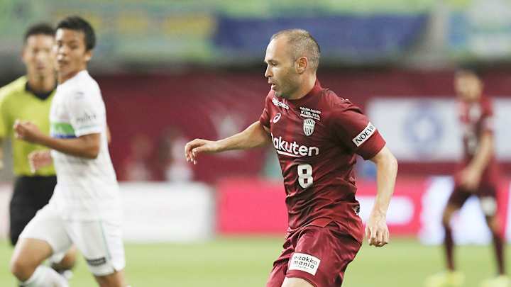 WATCH: Andres Iniesta, Fernando Torres Debut in Japan