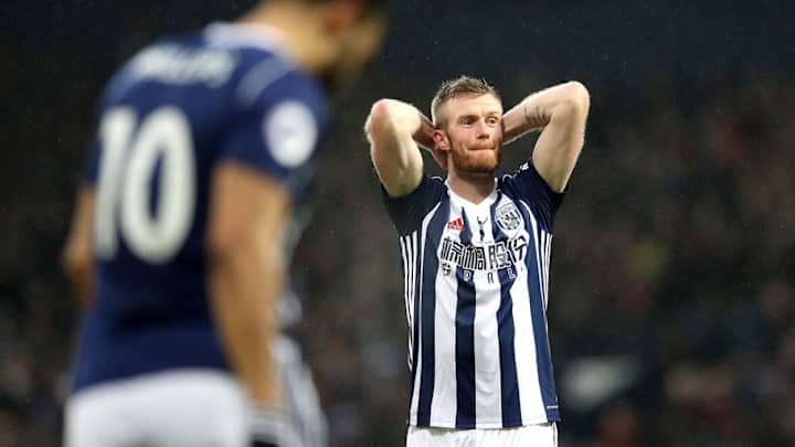 Alan Pardew Faced With 'Win or Die' Game Against Watford as Claudio Yacob Joins Revolt