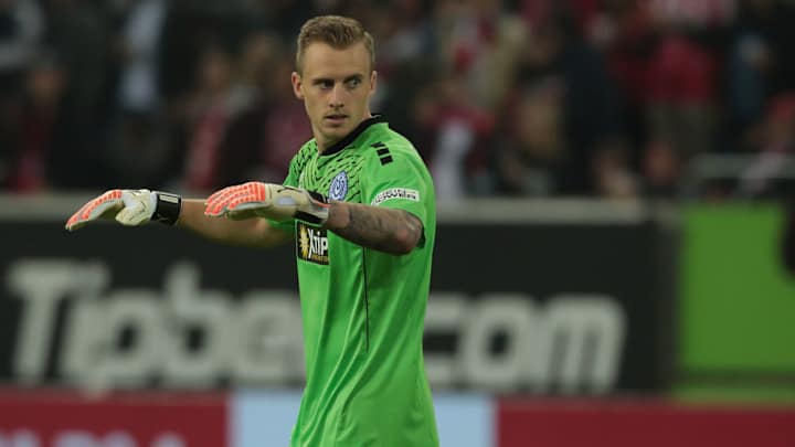 ¿QUÉ HACÍA EL PORTERO? | El surrealista gol que se vivió en Alemania y que parecía un bug del FIFA