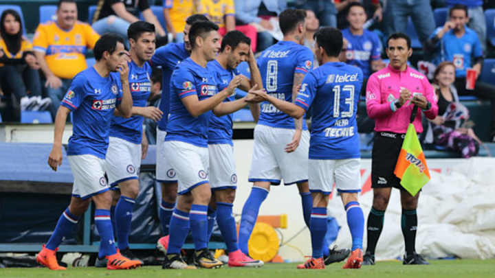 A este mediocampista de Cruz Azul lo quieren de vuelta en Sudamérica