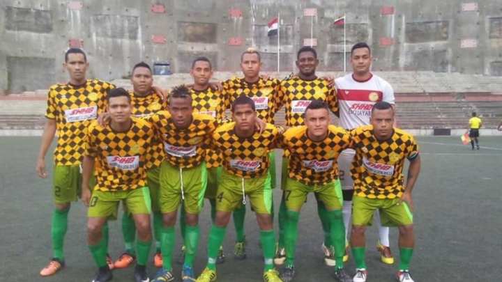 El lamentable escándalo que se vivió en en un partido de Venezuela tras una decisión del árbitro