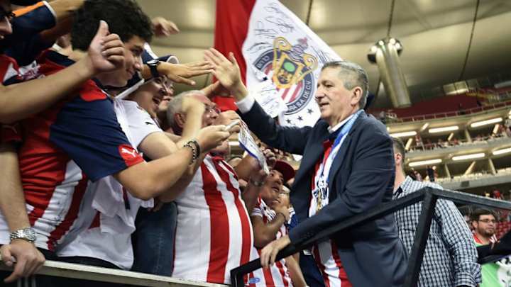 HÉROES | El nuevo patrocinador de Chivas que podría arreglar todos los problemas económicos