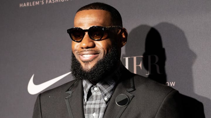 LeBron James, Channing Tatum Do Wacky Dares on 'Ellen' to Raise Money for 'I Promise School' LeBron James, Channing Tatum Do Wacky Dares on 'Ellen' to Raise Money for 'I Promise School'