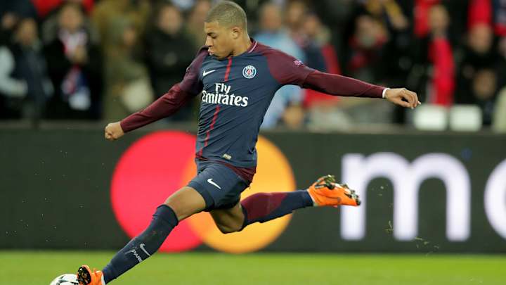 Kylian Mbappe Continues Dominance With Two Goals for PSG