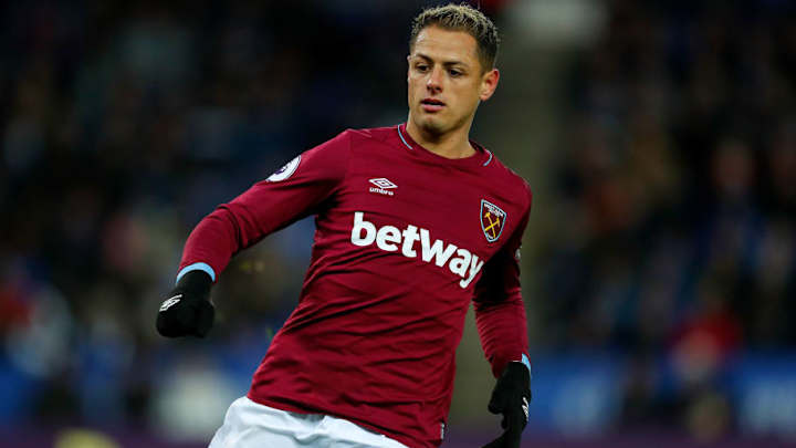 Manuel Pellegrini Demands More From Chicharito at West Ham