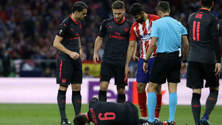 Laurent Koscielny Returns to Arsenal Training After Achilles Tear