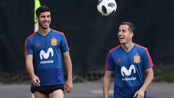 VÍDEO | El saludo entre Lucas y Asensio con los goles de FIFA que se ha hecho viral