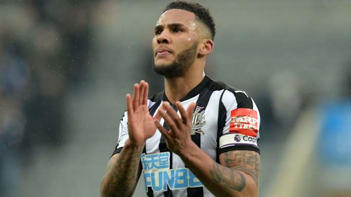 West Ham Fans React to Reported £15m Summer Swoop for Newcastle Captain Jamaal Lascelles