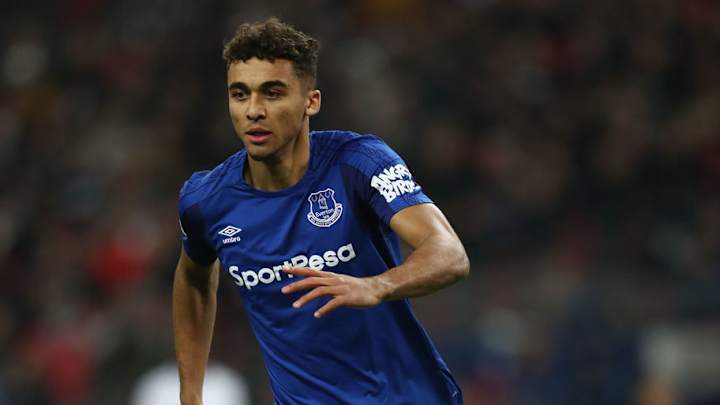 Dominic Calvert-Lewin Reveals the 2 Everton Heroes Who Are Helping Him Develop As a Forward Dominic Calvert-Lewin Reveals the 2 Everton Heroes Who Are Helping Him Develop As a Forward
