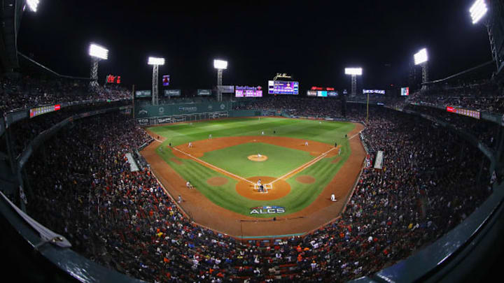 How is home field advantage determined for the 2018 World Series?