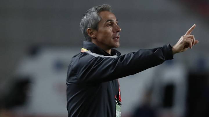 Leicester Eyeing Former Coach Paulo Sousa as Potential Claude Puel Replacement Leicester Eyeing Former Coach Paulo Sousa as Potential Claude Puel Replacement