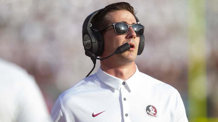 Report: UMass to Hire Florida State Offensive Coordinator Walt Bell as Head Coach