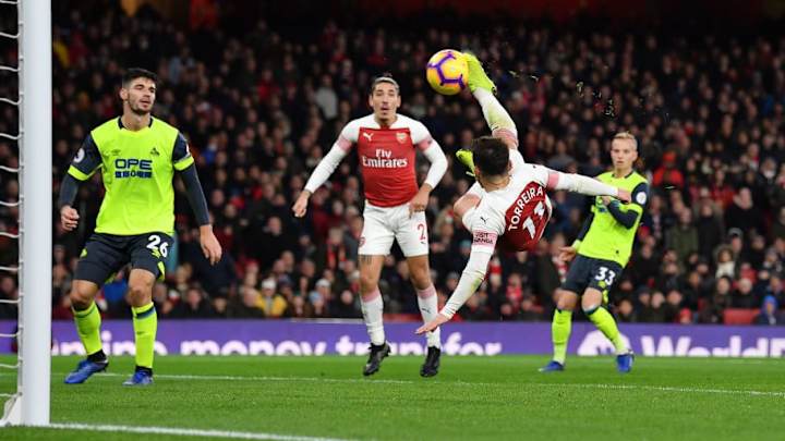 Premier League Fantasy Football: Who's Hot and Who's Not in Gameweek 17