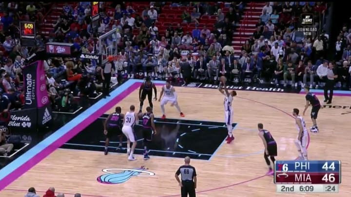 Watch: Markelle Fultz Double Clutches Free Throw, Reverts to 2017-18 Form