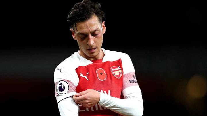 Arsenal Legend Alan Smith Questions Mesut Ozil's Physicality Ahead of North London Derby