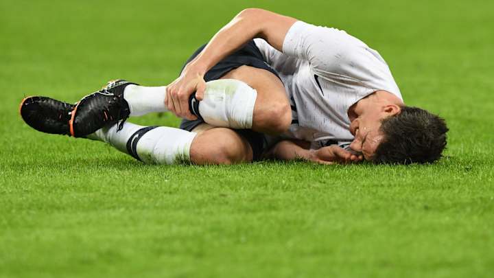 Arsenal's Laurent Koscielny Says Yoga Helps Recovery from Achilles Issue Arsenal's Laurent Koscielny Says Yoga Helps Recovery from Achilles Issue