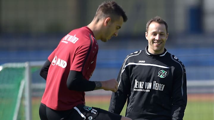 Ex-USA Defender Cherundolo Leaves Hannover, Becomes Stuttgart Assistant