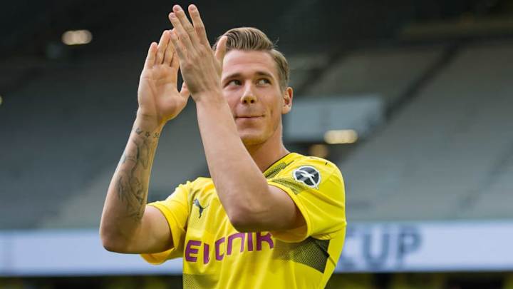 Huddersfield Close in on Borussia Dortmund Star With Medical Set for Later This Week