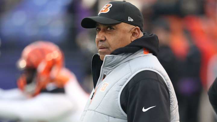 Bengals Sign Head Coach Marvin Lewis To Two-Year Contract Extension Through 2019