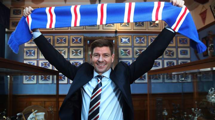 PHOTO: Celtic Troll Steven Gerrard Minutes After Former Reds Captain is Unveiled as Rangers Boss