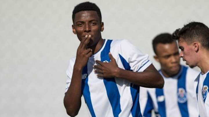 Los increíbles números de Joao Malek, la nueva promesa del fútbol mexicano que la rompe en el Porto Los increíbles números de Joao Malek, la nueva promesa del fútbol mexicano que la rompe en el Porto