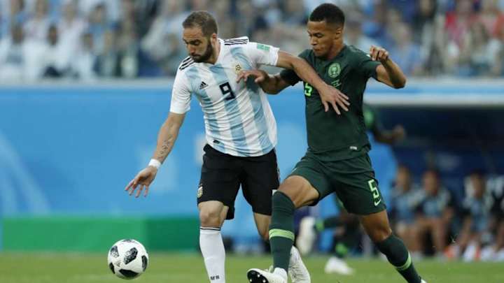 Chelsea & Juventus Make 'Initial Contact' Over Gonzalo Higuain Move as Abramovich Goes to Italy