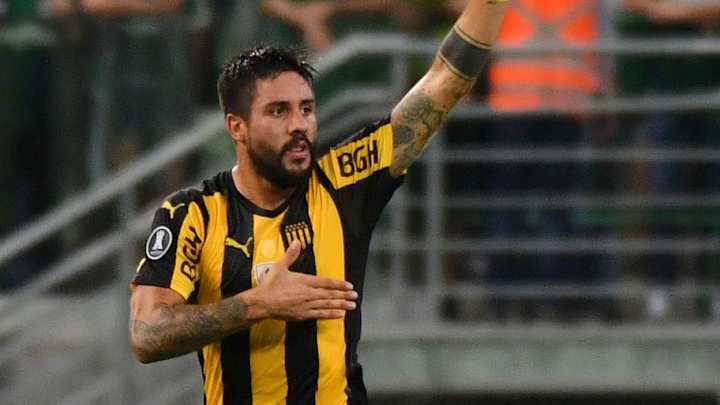 El futbolista uruguayo que entre en los planes de Emelec para este año