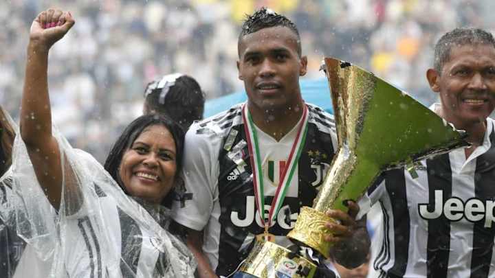 Man Utd 'Constantly Alert' Over Possible Deal for Juventus Star With Defender Linked to Serie A Side Man Utd 'Constantly Alert' Over Possible Deal for Juventus Star With Defender Linked to Serie A Side