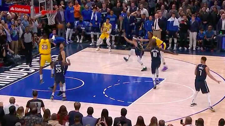 Mavs Twitter Account 'Grabs' Chance to Poke at Lakers and Referees