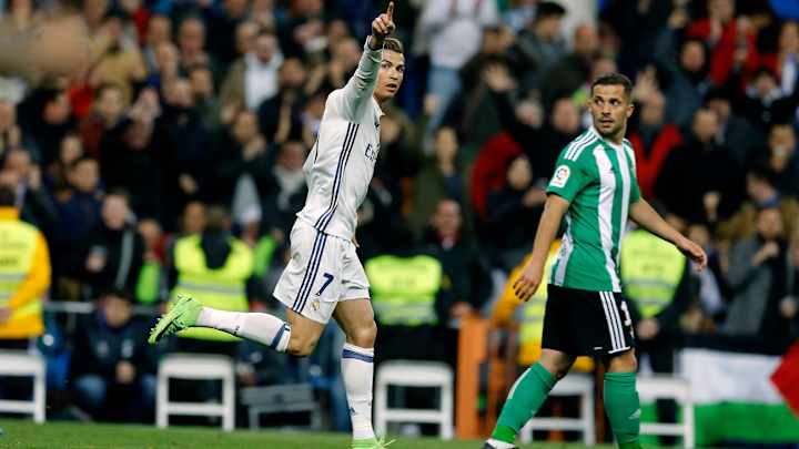 Watch: Ronaldo scores 366th league goal of his career, ties Jimmy Greaves’ record