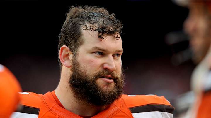 Report: Cleveland Browns Joe Thomas To Be Highest Paid OL in League