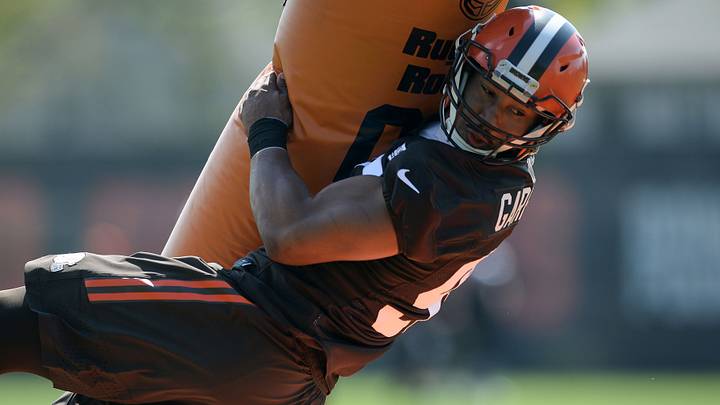 Myles Garrett signed his Browns contract while listening to ‘Kiss from a Rose’